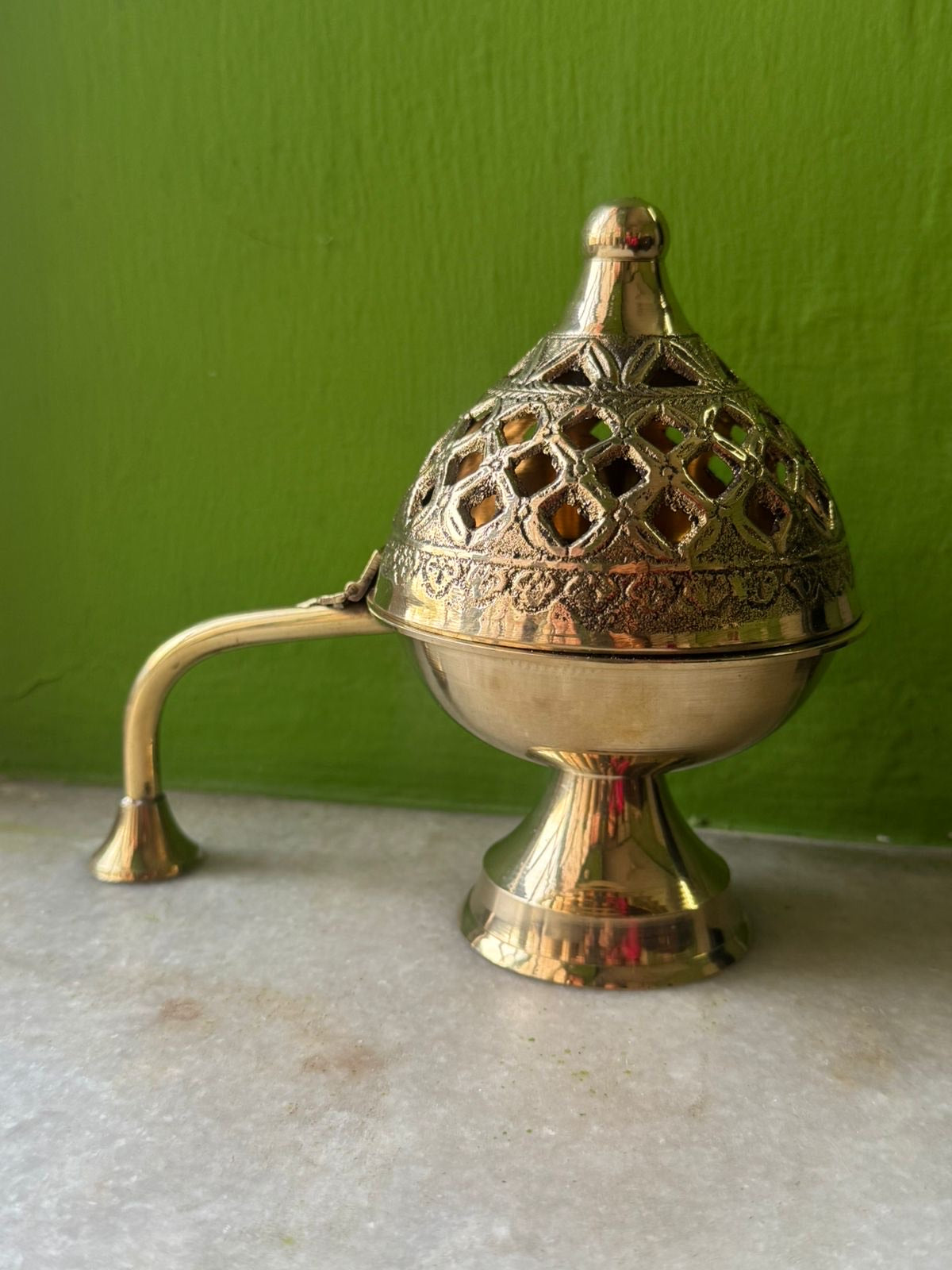 Brass Dhoop Dhani - Big