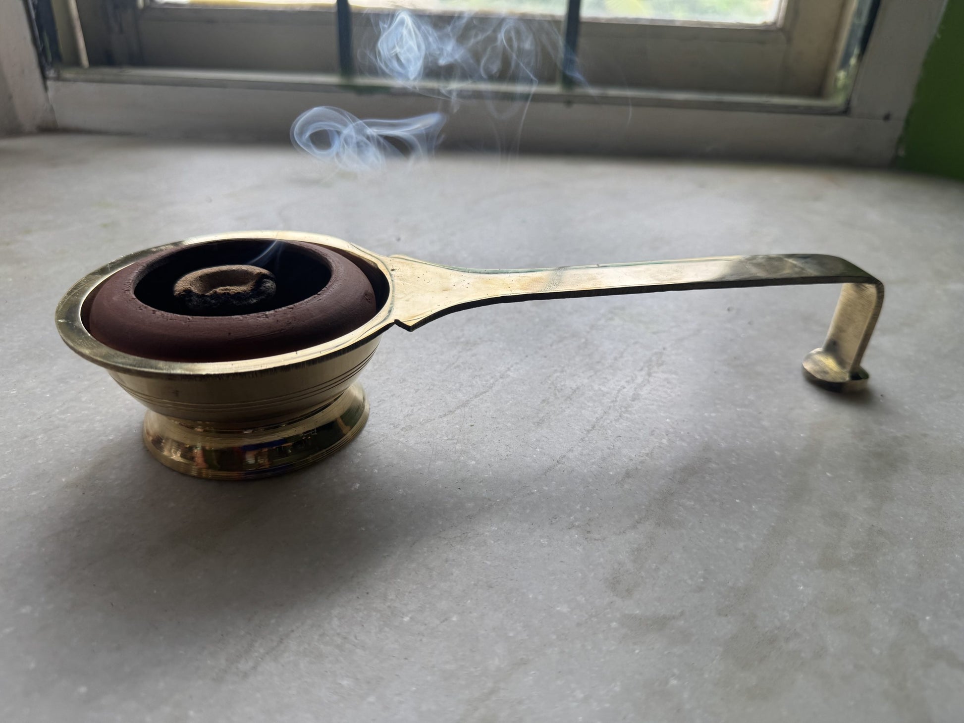 brass dhoop dhani holder